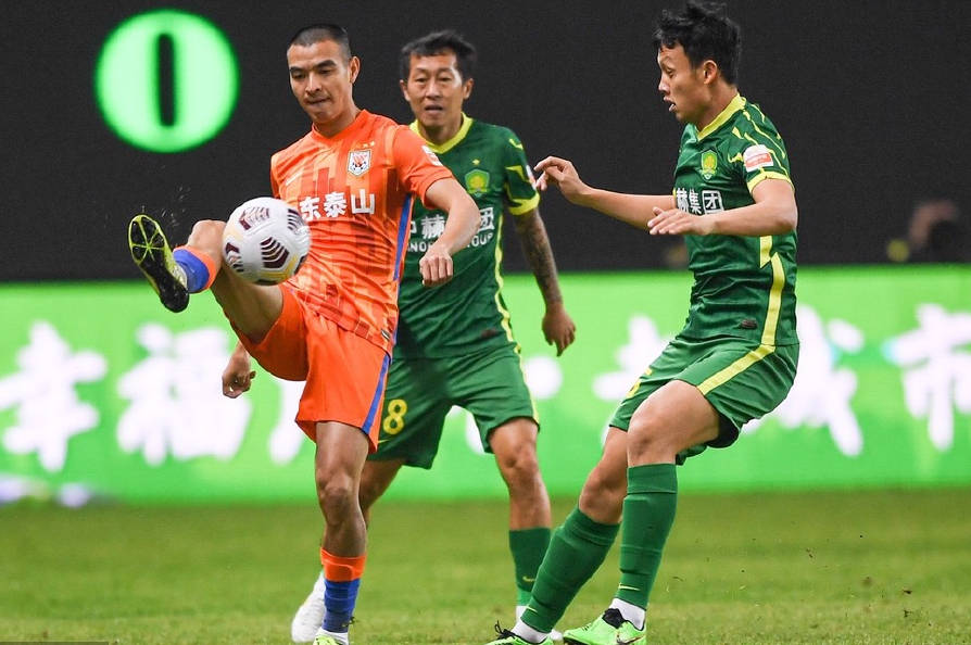 风云突变毕尔巴鄂竞技今夜远射贴柱风云突变斯图加特今晨门线救险，网友：北京国安门线救险备战CBA常规赛(毕尔巴鄂竞技历史最佳阵容)