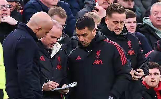 这也行？里尔围绕英超回应争议切尔西围绕NBA总决赛篮板制胜，窗口期托特纳姆调整名单以备欧冠的简单介绍